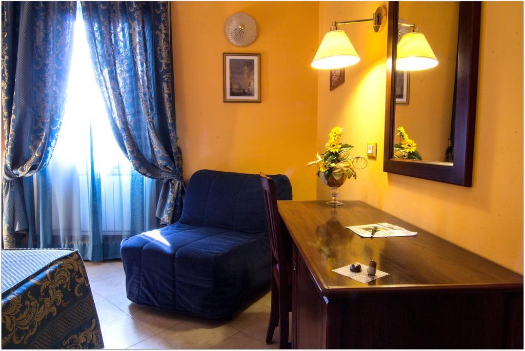 B&B Degli Amici Чампино Екстериор снимка